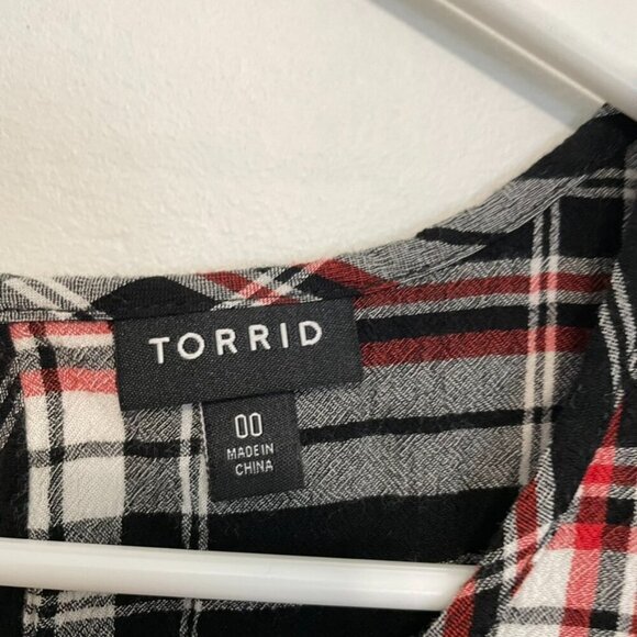 TORRID 00 Plus Size Black Red Plaid Shirred Hem Top Short Sleeve Babydoll 10 M L - Picture 7 of 14
